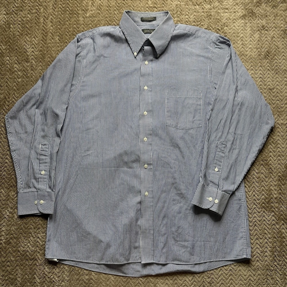 Large Button Down Shirt Pinpoint Grey White Stripe Wrinkle Free 16.5‎ 32/33
